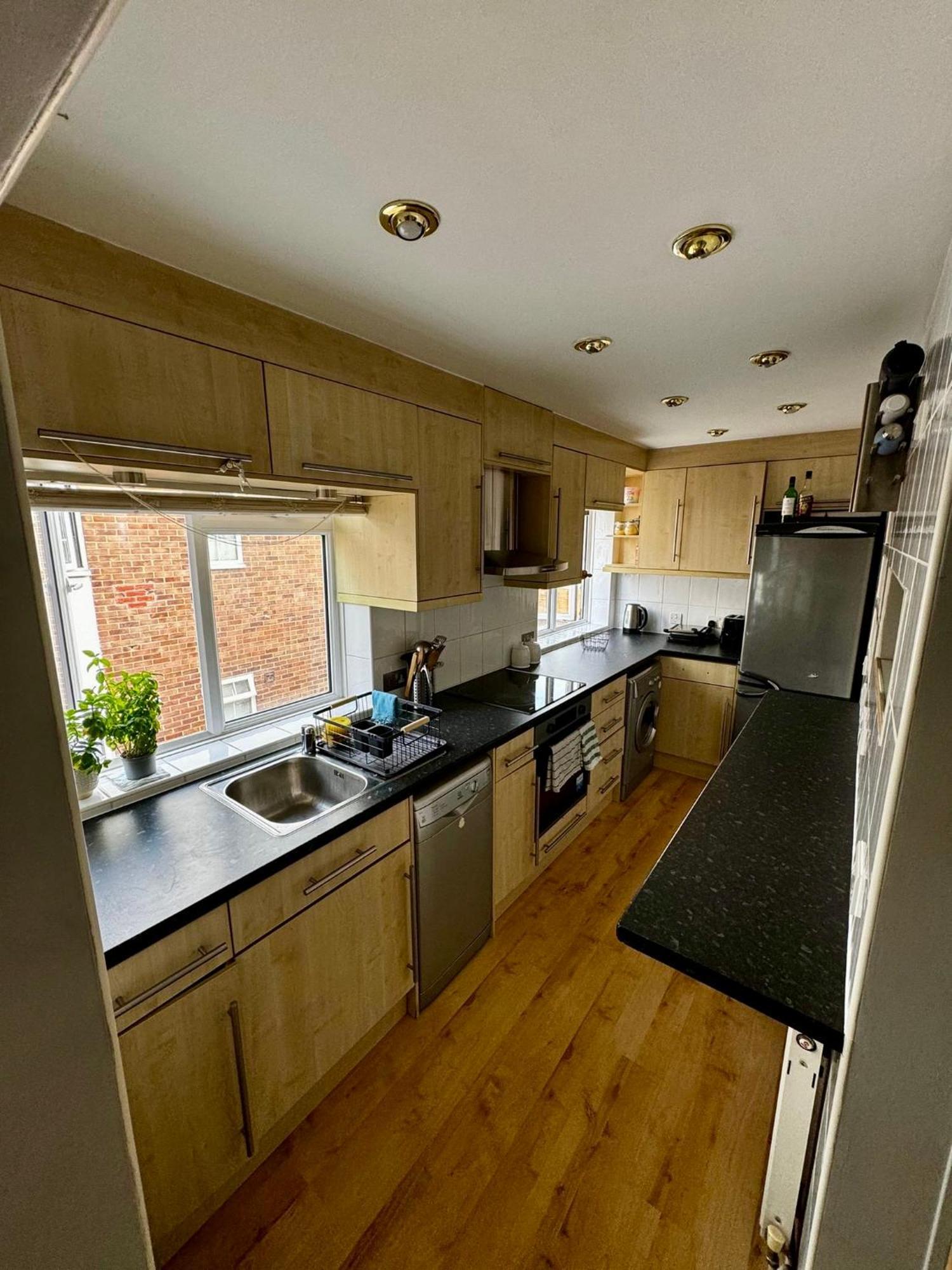 Amazing En-Suite Apartment In Finchley Central London Exteriör bild