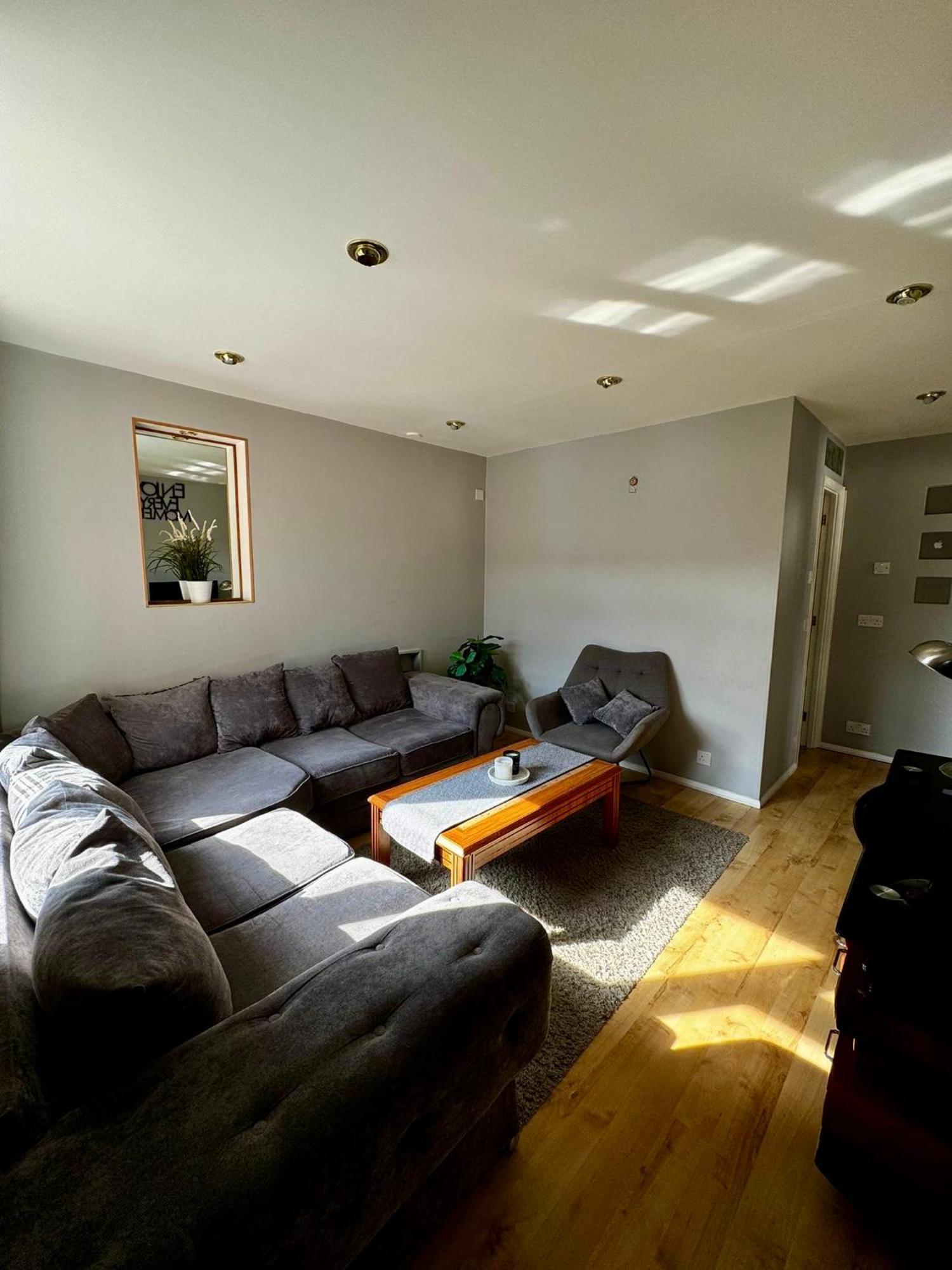 Amazing En-Suite Apartment In Finchley Central London Exteriör bild