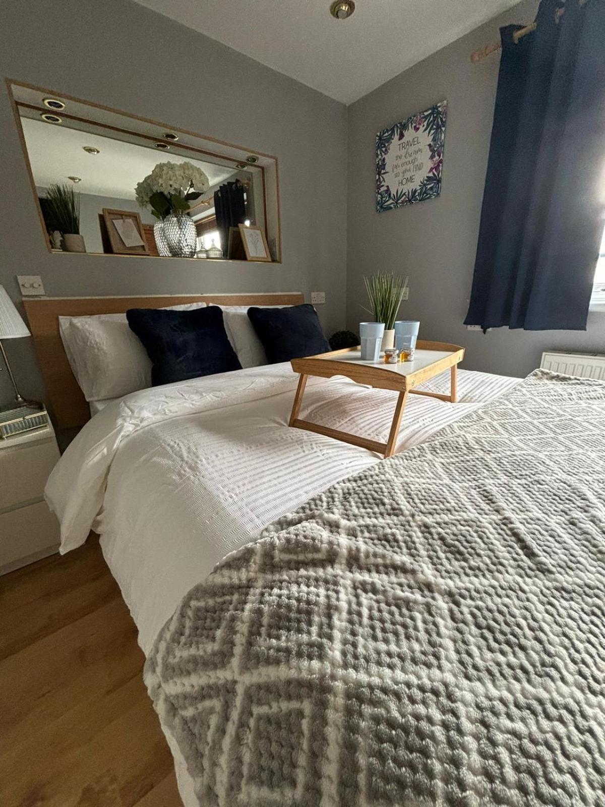 Amazing En-Suite Apartment In Finchley Central London Exteriör bild